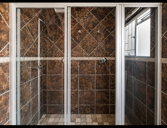 3 BEDROOM TOWNHOUSE FOR SALE IN THREE RIVERS PROPER